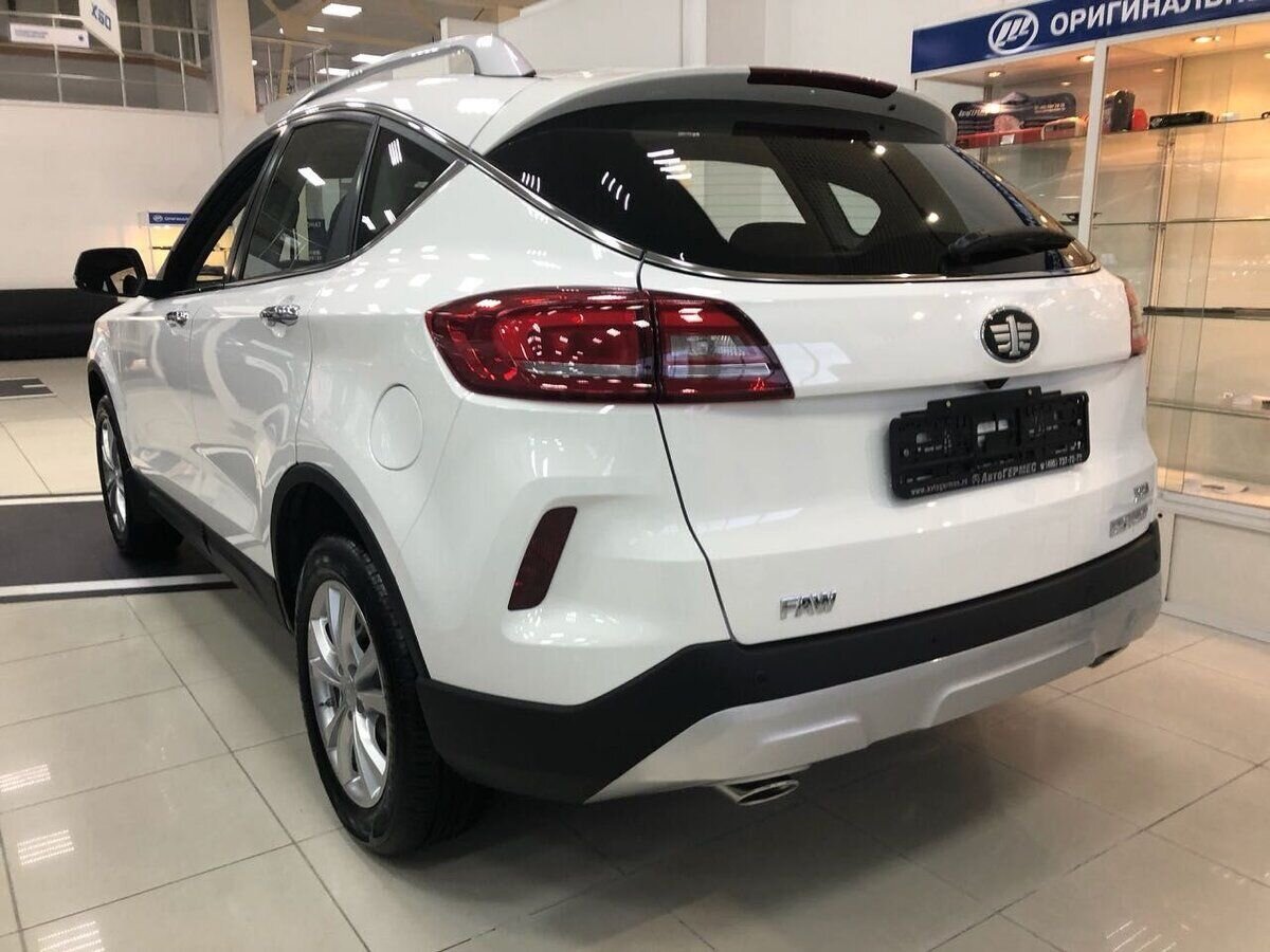 FAW Besturn X40: фото из отзыва