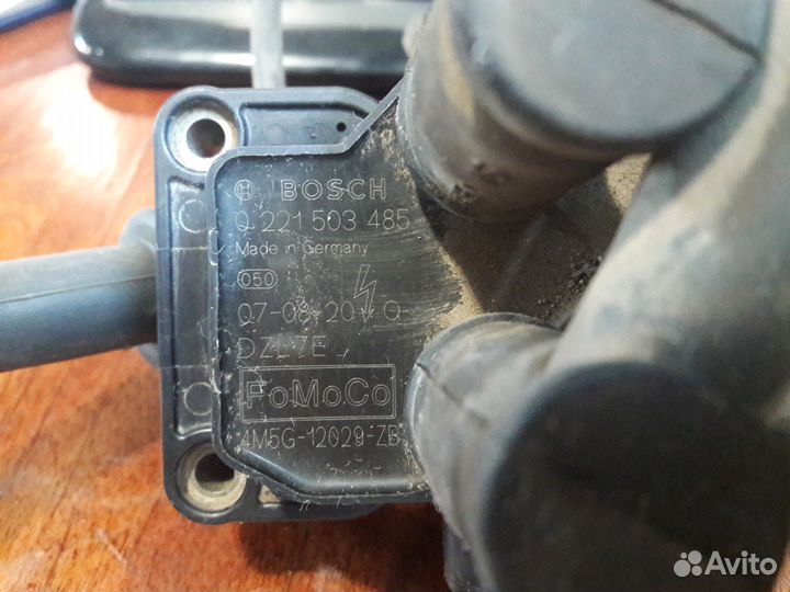 Катушка зажигания Форд Фиеста mk5