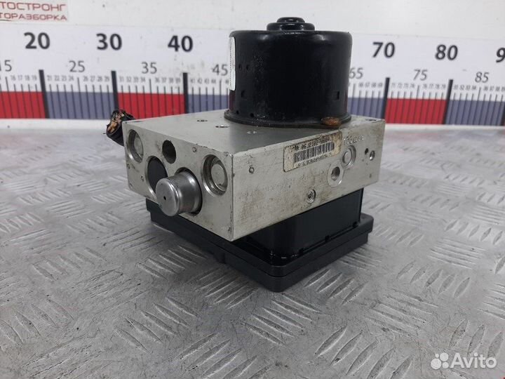 Блок ABS для Nissan Pathfinder (R51) 47660EB40A