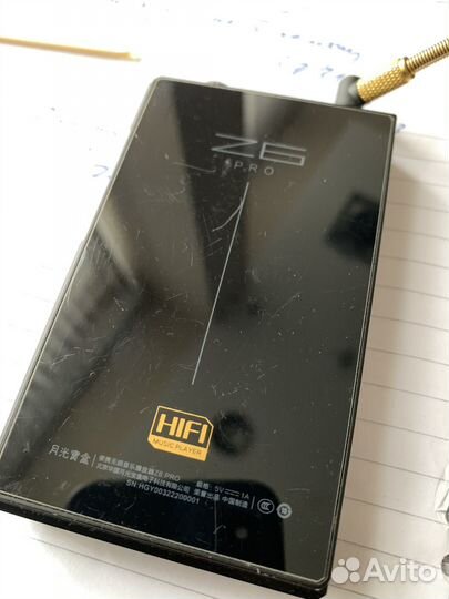 Hi res плеер aigo z6 pro с наушниками marshall