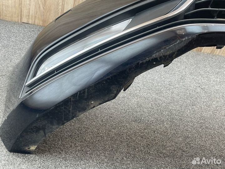 Бампер передний Volkswagen Passat B7 2014