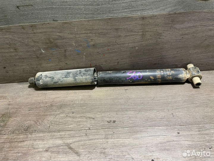 Задний амортизатор Вольво S60