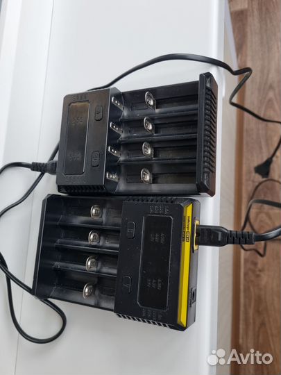 Зарядное устройство Nitecore I4