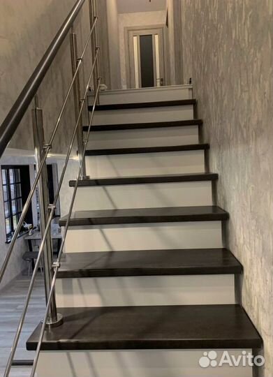 Лестницы г-образные