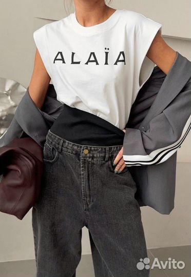 Топ alaia