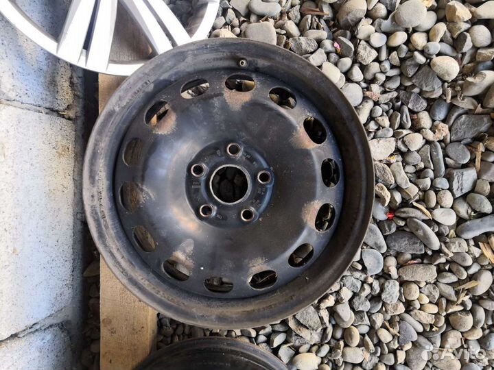 Диски 16 фольцваген пассат орегенал с калпаками