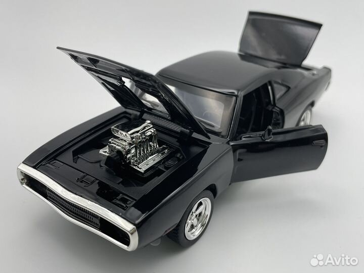 Модель автомобиля Dodge Charger 1:32 металл