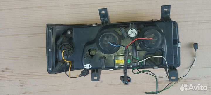 Левая фара volkswagen t4 Мультивен Каравелла