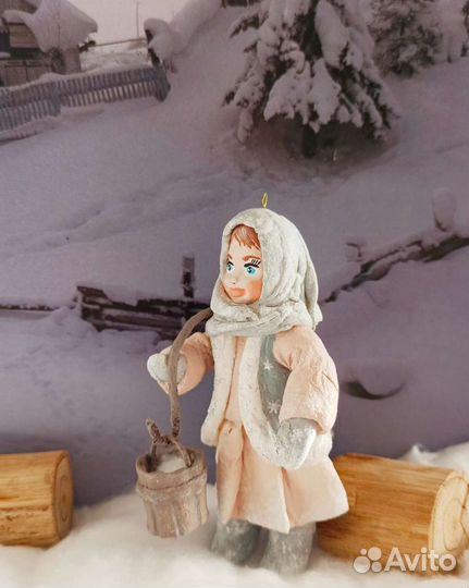 Девочка с коромыслом. Ватная ёлочные игрушка