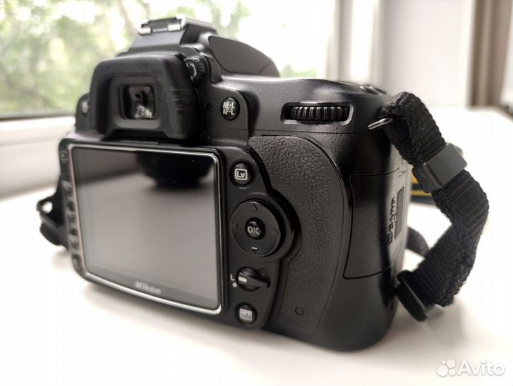Зеркальный фотоаппарат Nikon d90 (body)