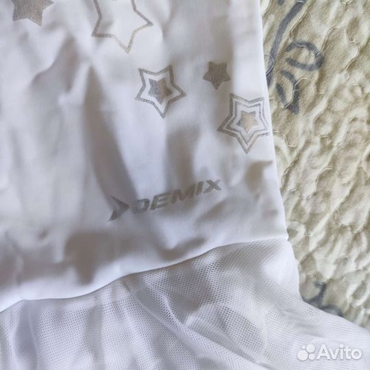 Два купальника и чешки для гимнастики 122