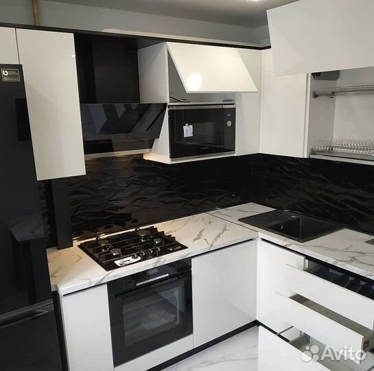 Кухонный гарнитур на заказ