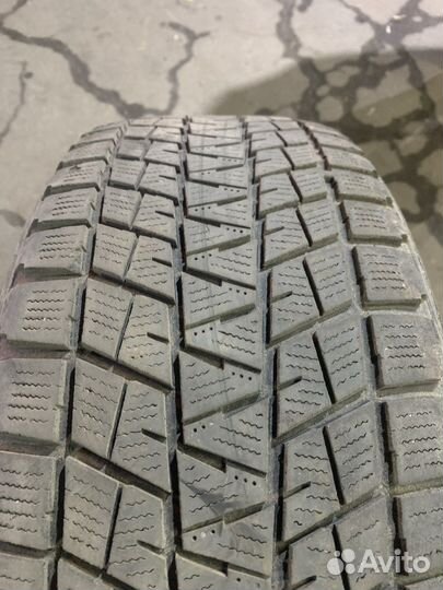 Bridgestone Blizzak DM-V1 225/65 R17