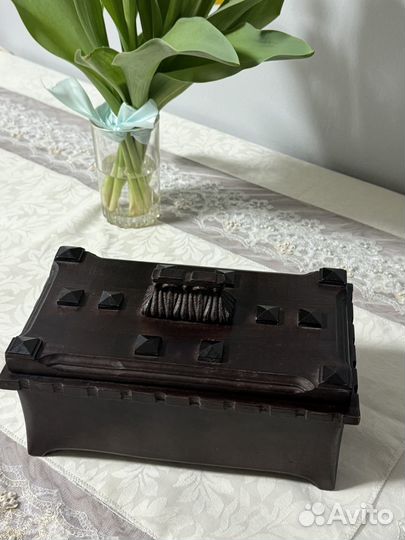 Шкатулка для украшений