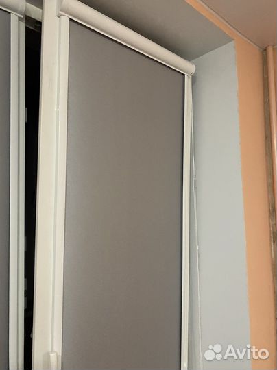 Жалюзи и рулонные шторы на окна