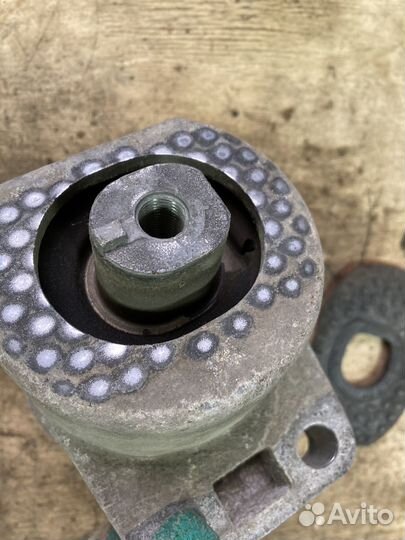 Опора подушка двигателя Mazda CX 7