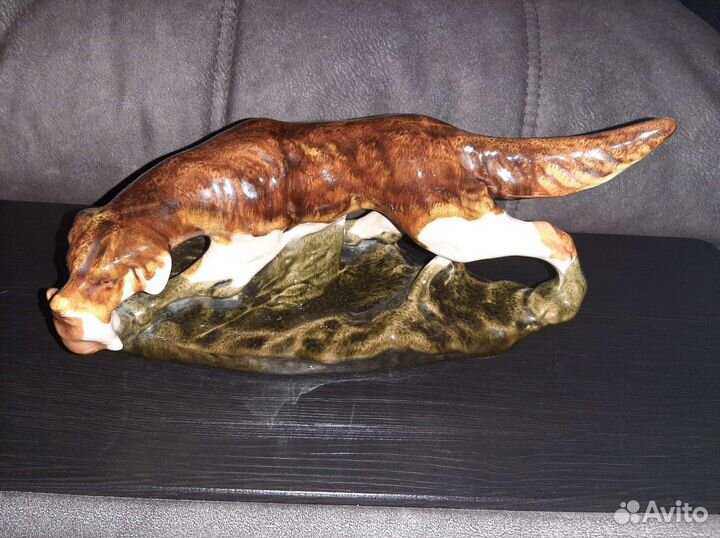 Фарфоровая статуэтка СССР собака с добычей