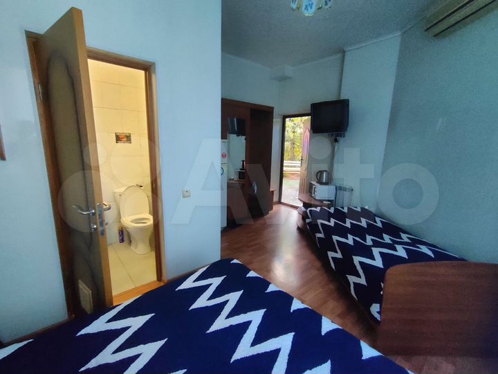 Комната 14 м² в 1-к., 1/2 эт.