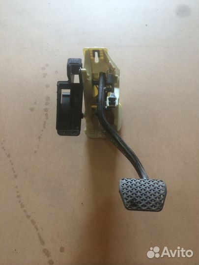 Педаль тормоза BMW 7 series F01 750IX