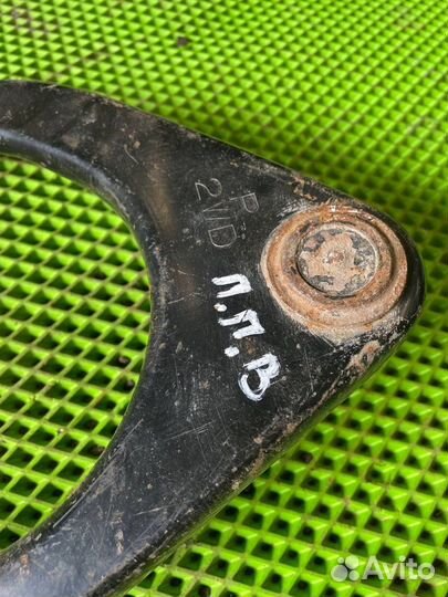 Рычаг передний правый верхний лексус gs 3