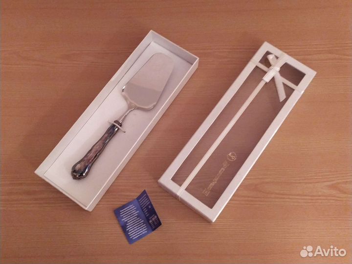 Лопатка для торта с серебряной ручкой