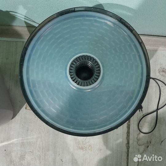 Электросушилка для фруктов и овощей 5 и 6 секций