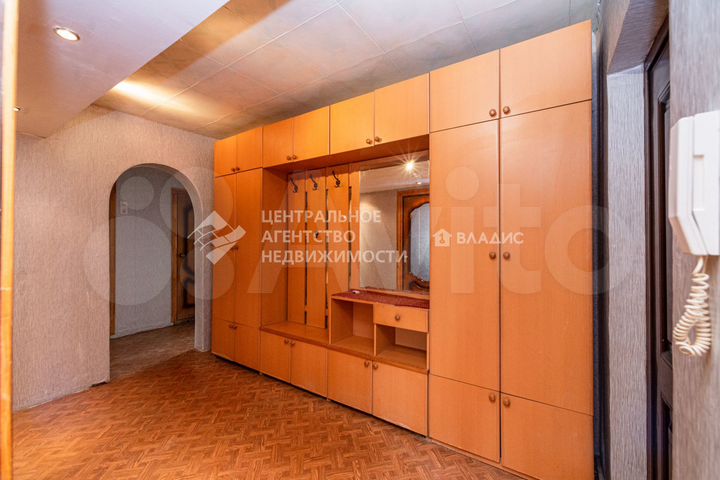 3-к. квартира, 79 м², 5/5 эт.