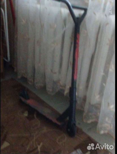 Трюковой самокат