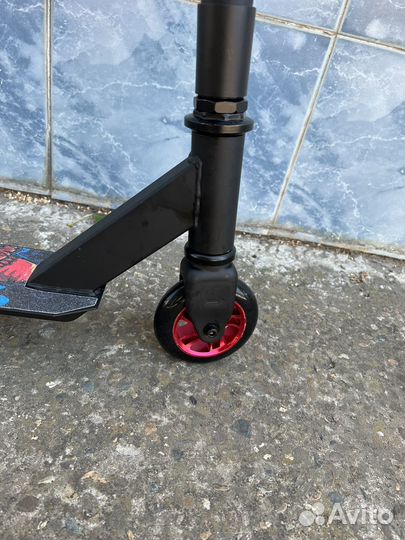 Трюковой самокат