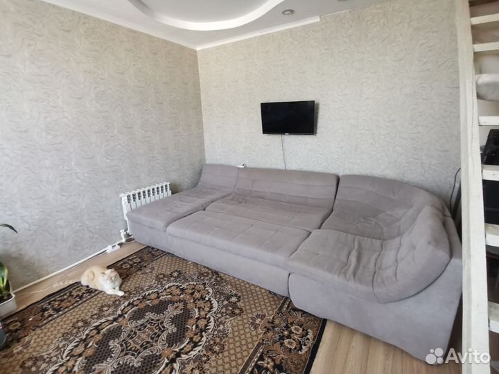 Большой модульный диван