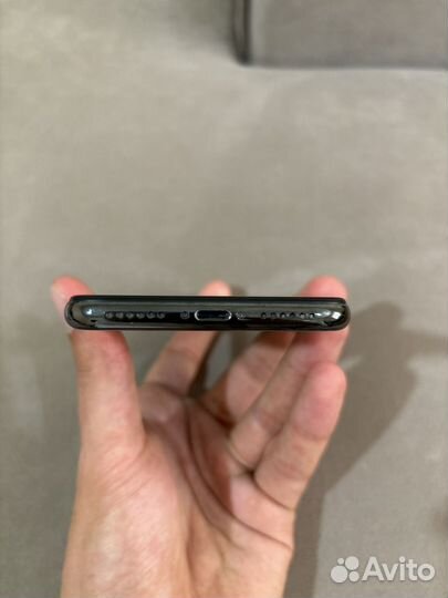 iPhone X, 256 ГБ