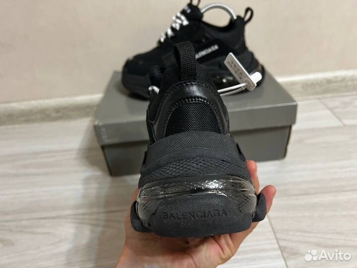 Кроссовки balenciaga triple s