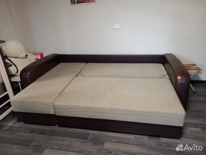 Угловой диван бу