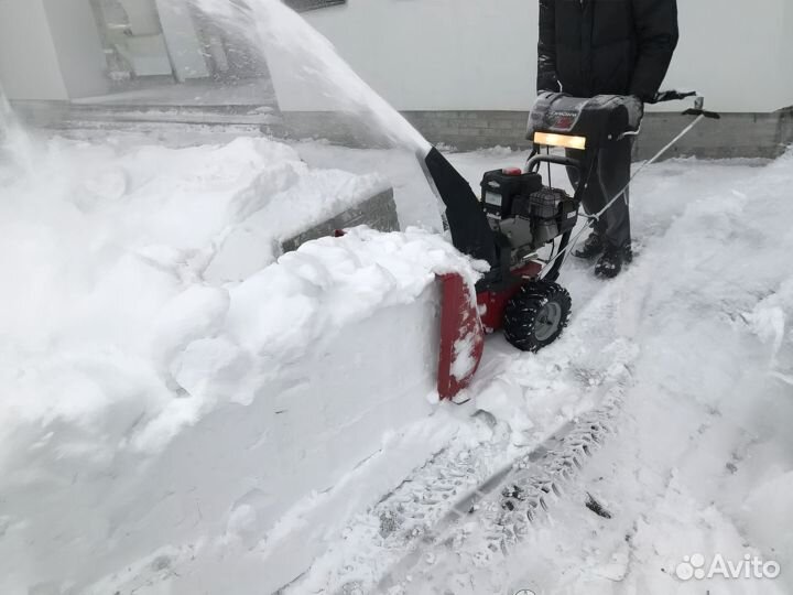 Снегоуборщик Canadiana CL61900R