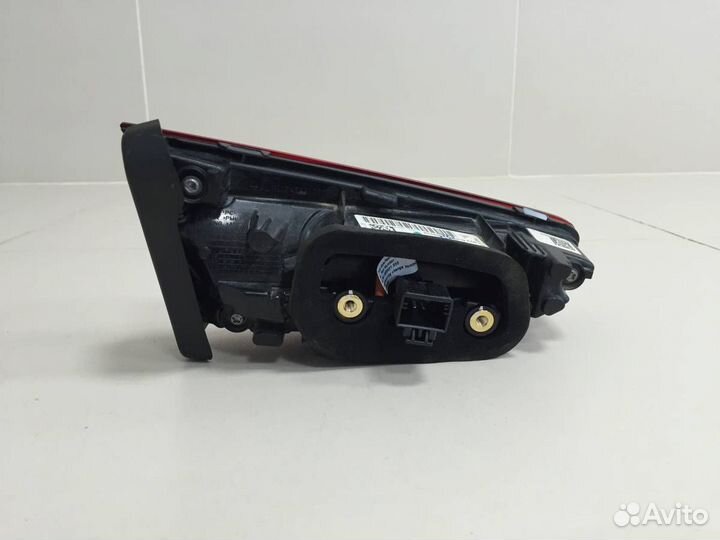 Фонарь задний внутренний правый Volkswagen Polo Mk