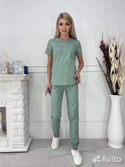 Медицинская форма женская