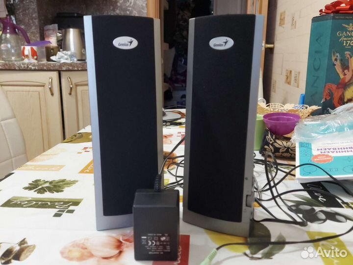 Компьютерные колонки genius SP-J10
