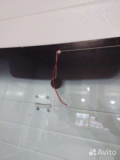 Лобовое стекло на Volkswagen T5 Multivan