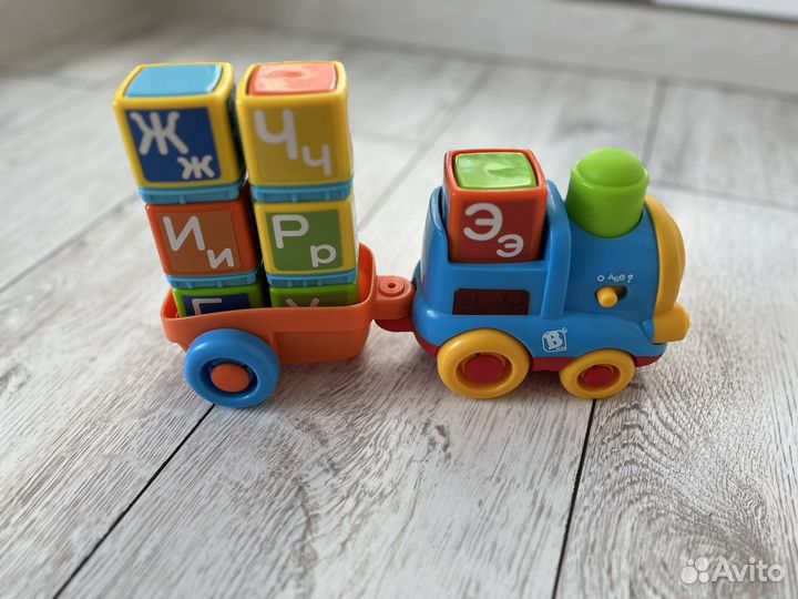 Развивающая игрушка паровозик, интерактивная