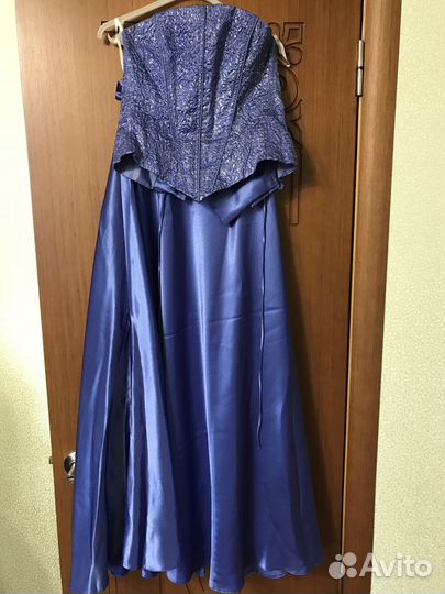Платье вечернее