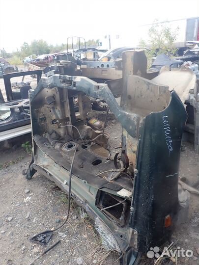 Передняя часть chevrolet niva