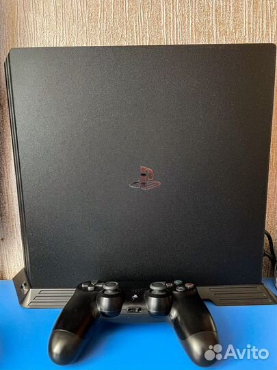 Sony PS4 PRO 1Tb Black