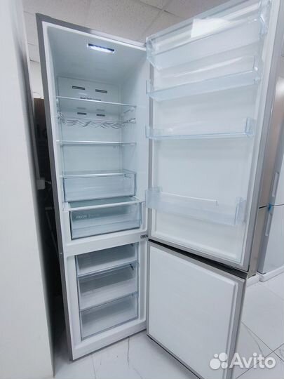 Холодильник Hisense No Frost, как новый