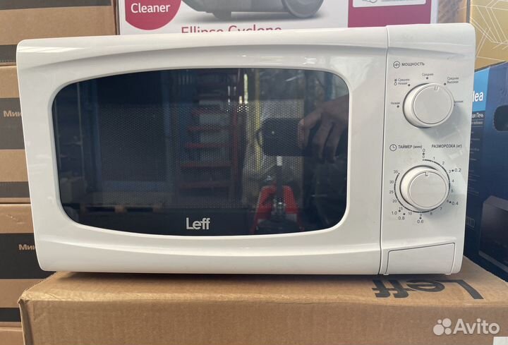 Микроволновая печь leff 20MM721W. Новая