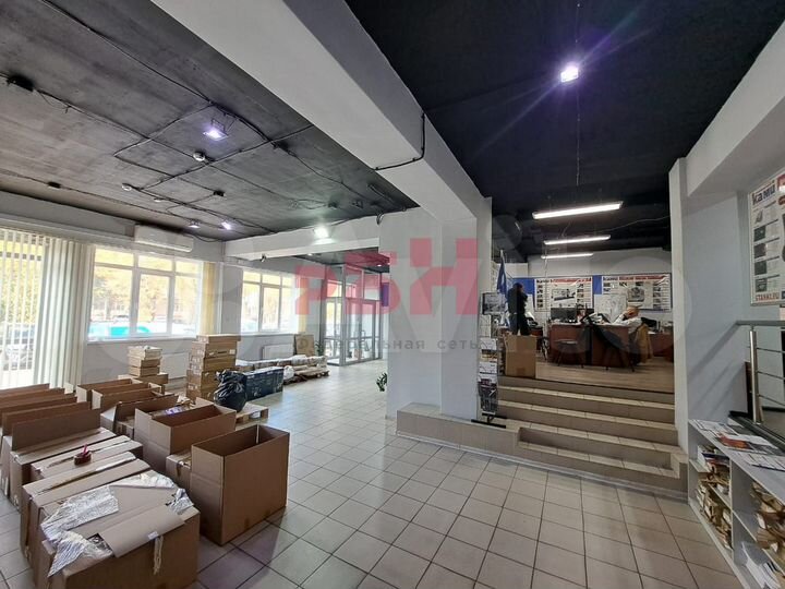 Офис с ремонтом на первой линии