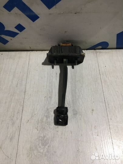 Ограничитель двери jaguar XF 3.0 ат aj30