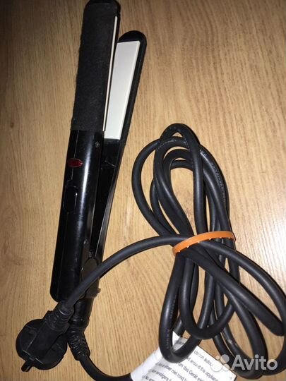 Утюжок (выпрямитель для волос) babyliss C31b