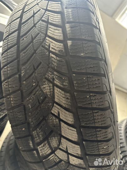 Зимние колеса в сборе R17 audi a6 Good year Ultra