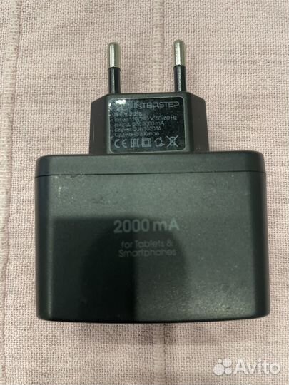 Сетевое зарядное устройство InterStep 2xUSB, 2 A