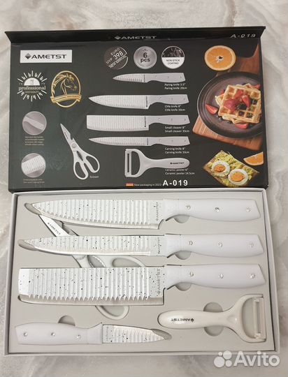 Набор кухонных ножей новый